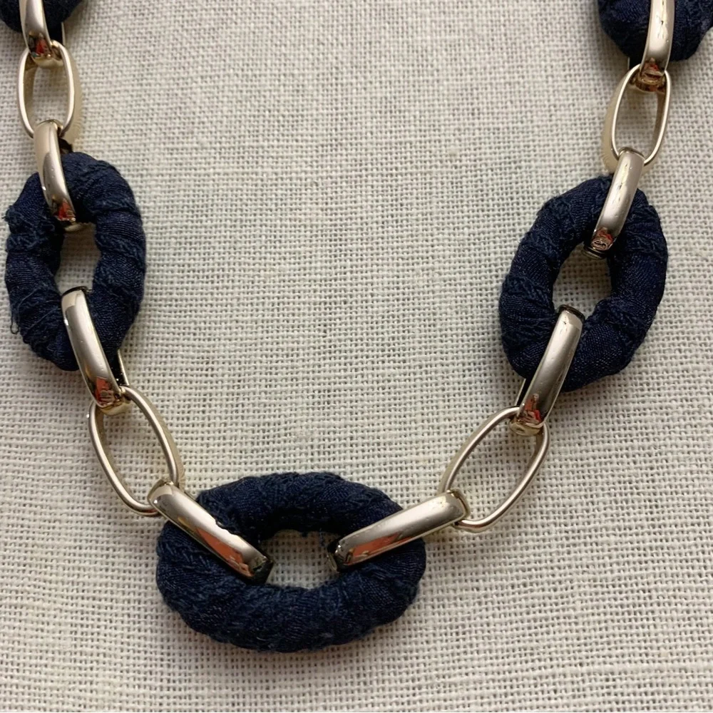 Ann Taylor navy blue gold cloth wrapped chunky chain nautical necklace coastal